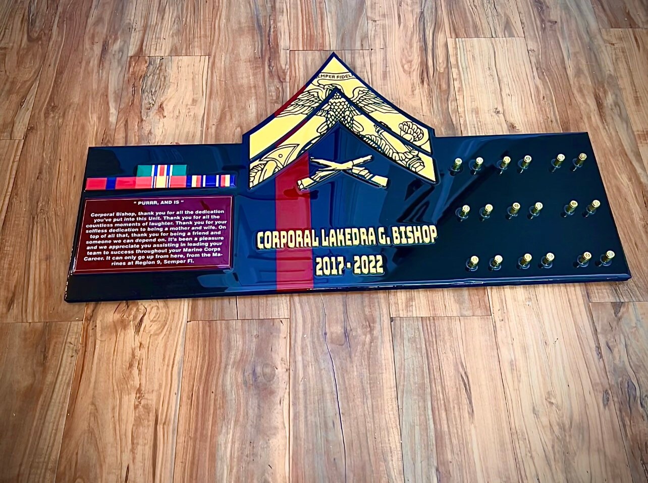 USMC Chevron Challenge Coin Holder – Marine Corps NCO Rank Display with Coins